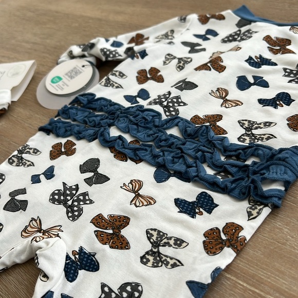 Milkberry Baby Girl Bamboo Footie Sleeper with Headband Bows 0-3 3-6 6-9 months - Picture 7 of 7